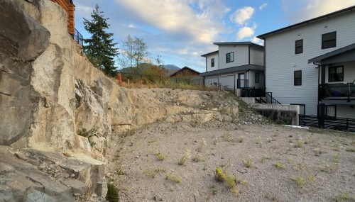 40876 The Crescent, Squamish, BC 