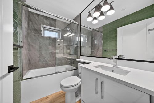 516 60Th Avenue W, Vancouver, BC 