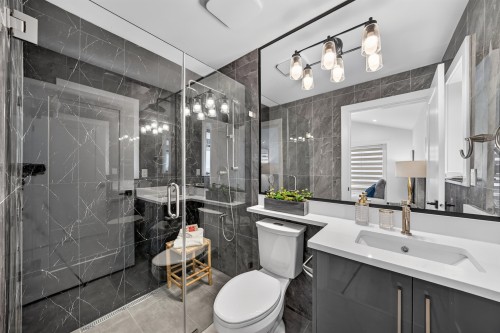 516 60Th Avenue W, Vancouver, BC 