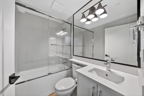 516 60Th Avenue W, Vancouver, BC 