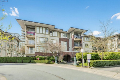 5204-5111 Garden City Road  Richmond, BC V6X 4H4