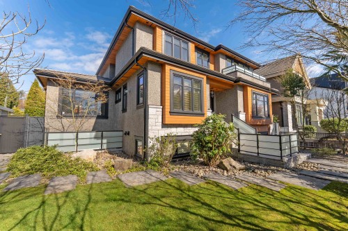 1041 58Th Avenue W, Vancouver, BC 