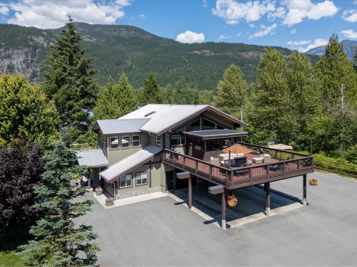 1470 Fraser Road, Pemberton, BC - Outdoor With View