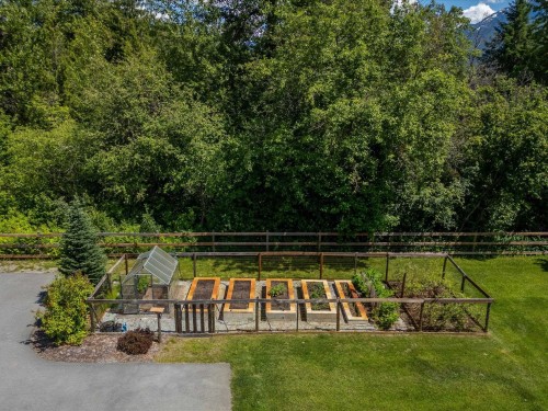 1470 Fraser Road, Pemberton, BC - Outdoor