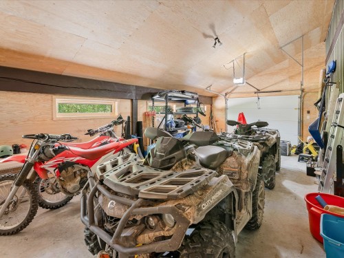 1470 Fraser Road, Pemberton, BC - Indoor Photo Showing Garage