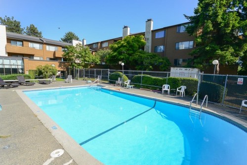 263-7293 Moffatt Road, Richmond, BC 