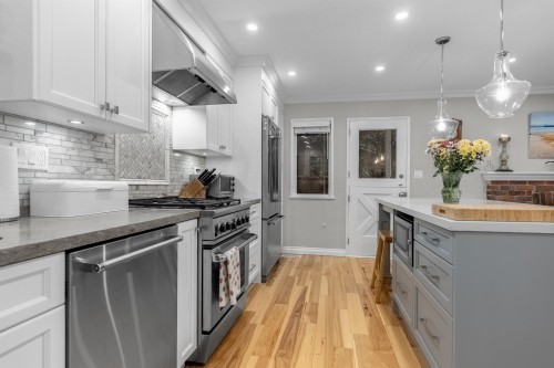 526 Newdale Place, West Vancouver, BC 