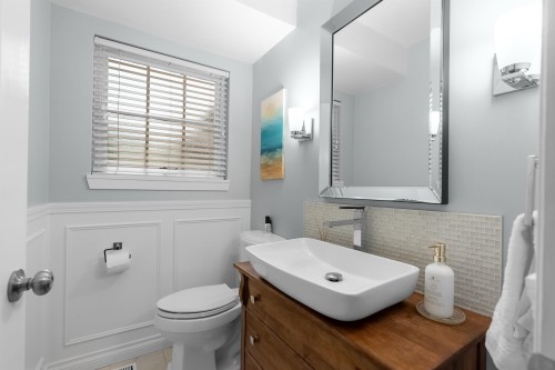526 Newdale Place, West Vancouver, BC 