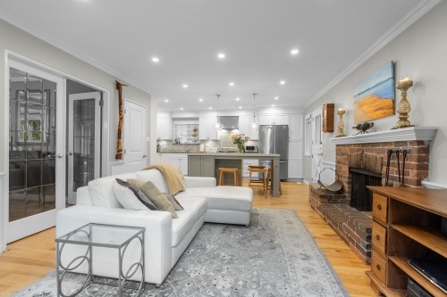526 Newdale Place, West Vancouver, BC 