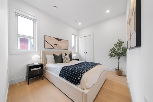 2609 Dundas Street, Vancouver, BC 