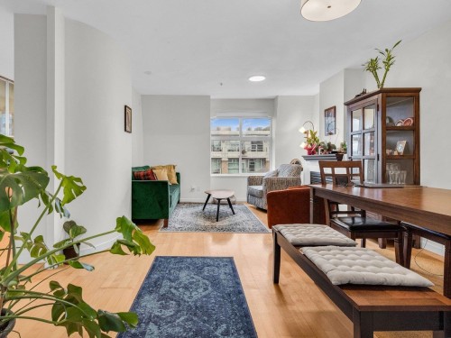 102-3349 Dunbar Street, Vancouver, BC 