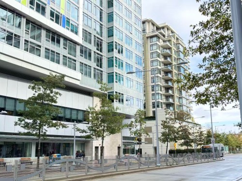 809-8260 No. 3 Road  Richmond, BC V6Y 0L5