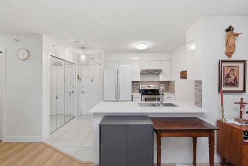 505-6659 Southoaks Crescent, Burnaby, BC 