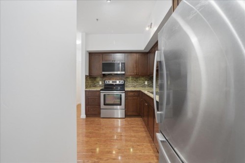 307-22858 Lougheed Highway, Maple Ridge, BC 