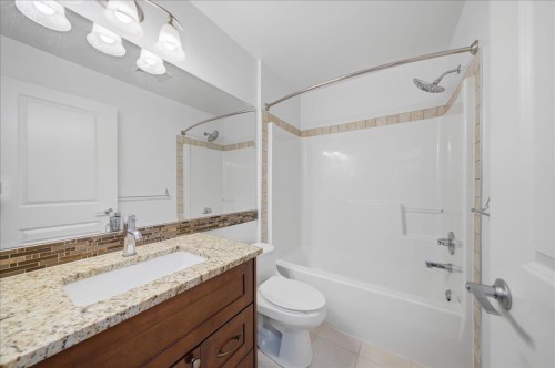 307-22858 Lougheed Highway, Maple Ridge, BC 