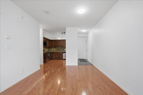 307-22858 Lougheed Highway, Maple Ridge, BC 