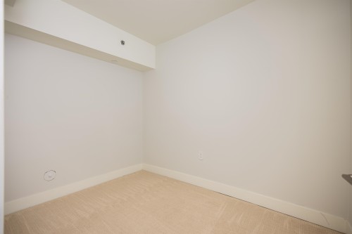 7661 Granville Street, Vancouver, BC 
