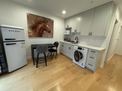 3000 W 42nd Avenue Vancouver, BC V6N 3H1