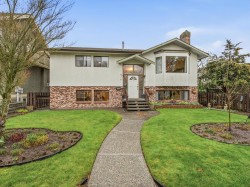 914 London Street New Westminster, BC V3M 3B6