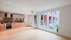 301-7128 Adera Street  Vancouver, BC V6P 0H6
