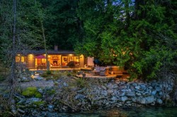 808 Seymour Boulevard  North Vancouver, BC V7J 2J6