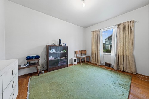 3281 2Nd Avenue E, Vancouver, BC 