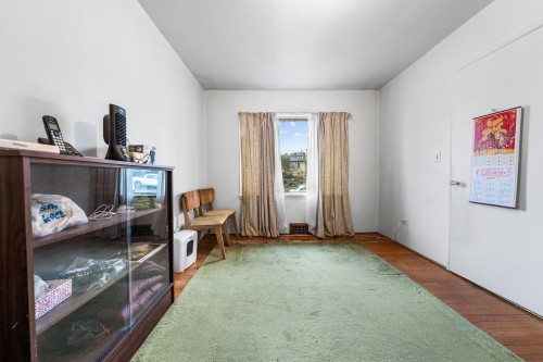 3281 2Nd Avenue E, Vancouver, BC 