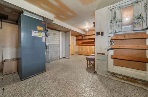 3281 2Nd Avenue E, Vancouver, BC 
