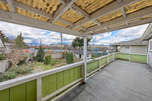 3281 2Nd Avenue E, Vancouver, BC 