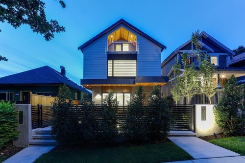 1943 6Th Avenue E, Vancouver, BC 
