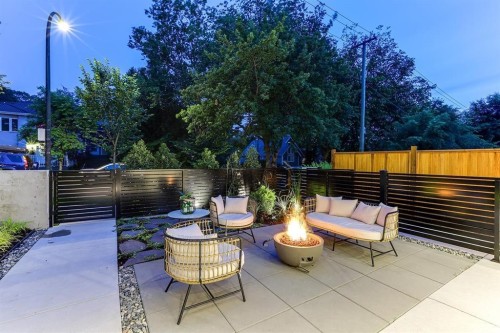 1943 6Th Avenue E, Vancouver, BC 