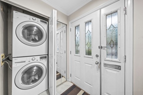 6071 Sprott Street, Burnaby, BC 