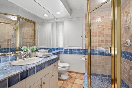 6034 Collingwood Place, Vancouver, BC 