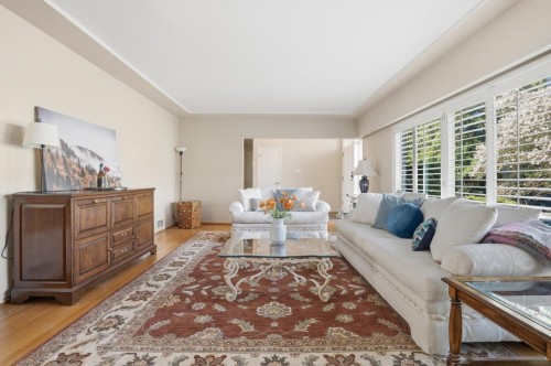 6034 Collingwood Place, Vancouver, BC 