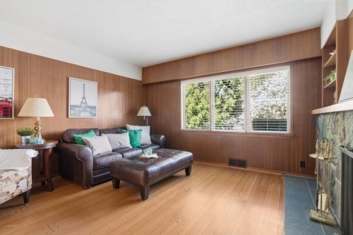 6034 Collingwood Place, Vancouver, BC 