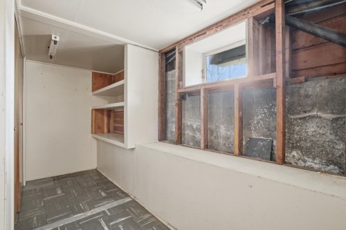 6034 Collingwood Place, Vancouver, BC 