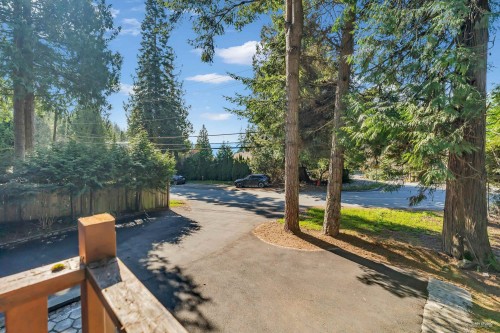 5325 Marine Drive, West Vancouver, BC 