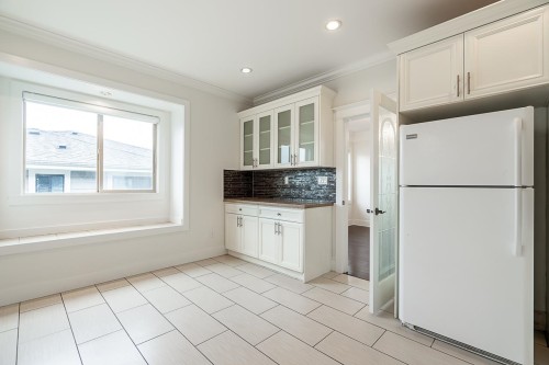 6159 Canada Way, Burnaby, BC 