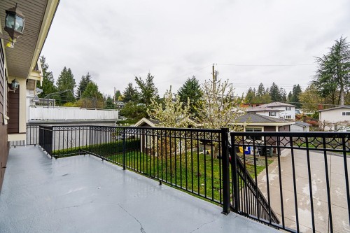 6159 Canada Way, Burnaby, BC 