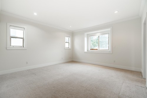 6159 Canada Way, Burnaby, BC 