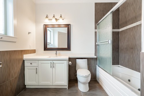 6159 Canada Way, Burnaby, BC 