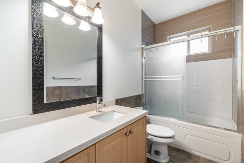 6159 Canada Way, Burnaby, BC 