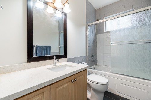 6159 Canada Way, Burnaby, BC 