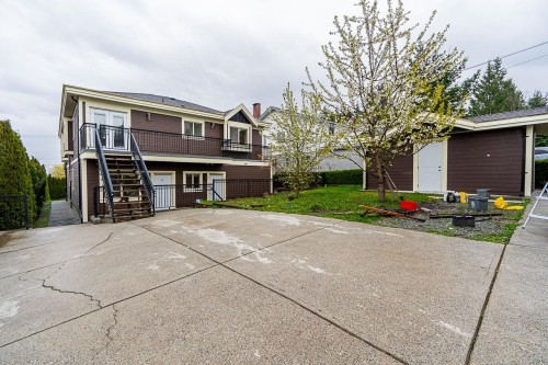 6159 Canada Way, Burnaby, BC 