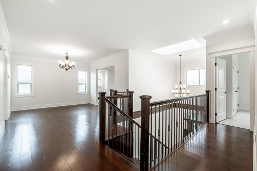 6159 Canada Way, Burnaby, BC 