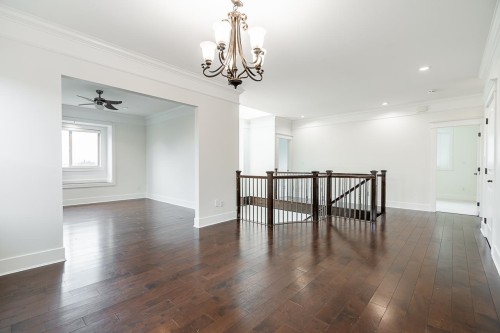 6159 Canada Way, Burnaby, BC 