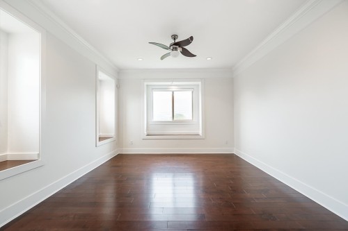 6159 Canada Way, Burnaby, BC 