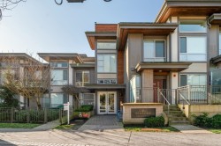 215-5460 Broadway  Burnaby, BC V5B 0B4