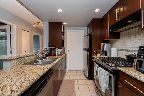 301-583 Beach Crescent, Vancouver, BC 