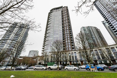 301-583 Beach Crescent, Vancouver, BC 
